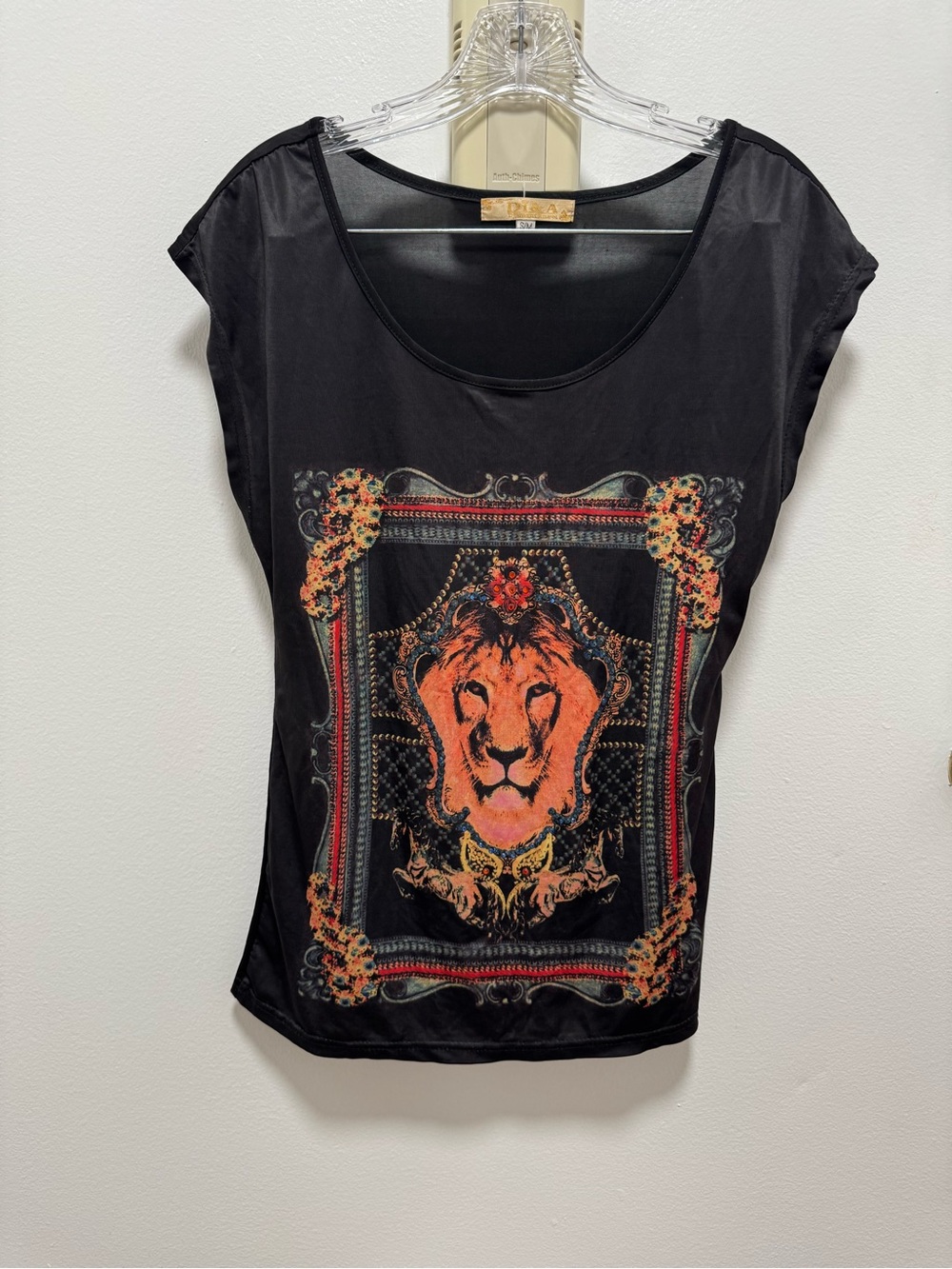 Vintage lion black short sleeves shirt Sz S/M